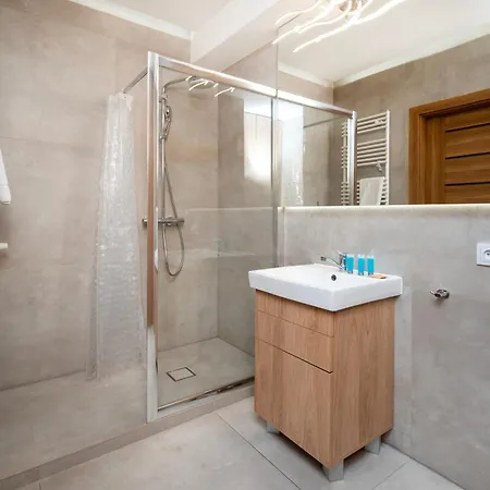 Lägenhet Graniczna Deluxe Łódź